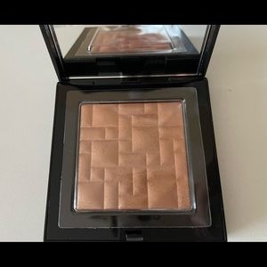 Bobbi Brown Highlighting Powder in "Bronze Glow" (NIB)